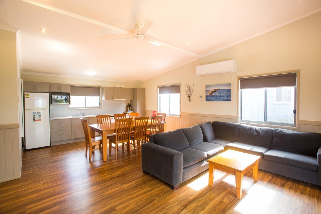 Halifax Holiday Park 넬슨베이 외부 사진